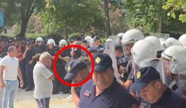 FOTO/ Tensionet para Kuvendit, momenti kur protestuesit q&euml;llojn&euml;