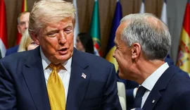 Trump vendos tarif&euml; 50% p&euml;r mallrat kanadeze, rriten tensionet