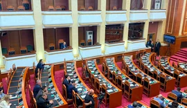 Marr&euml;veshja me SHBA-n&euml; p&euml;r huan&euml;, Kuvendi mblidhet