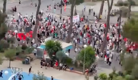 T&euml; rinjt&euml; q&euml; luajn&euml; sport e nj&euml; grup protestuesish
