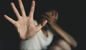 Rr&euml;fehet n&euml;na e 17-vje&ccedil;ares s&euml; dhunuar n&euml; Fier: Vajza