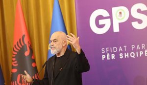 &ldquo;Te protesta pash&euml; t&euml; v&euml;rtet&euml;n trondit&euml;se&rdquo;,