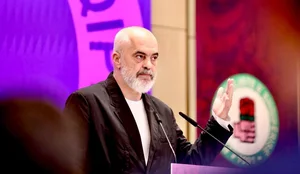 Rama mbledh t&euml; premten Grupin Parlamentar t&euml; PS dhe kabinetin