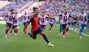 Spanja, kampionia q&euml; magjepsi bot&euml;n