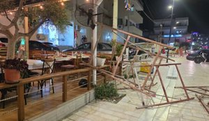 Stuhi t&euml; forta p&euml;rfshijn&euml; Sarand&euml;n dhe Vlor&euml;n, 3