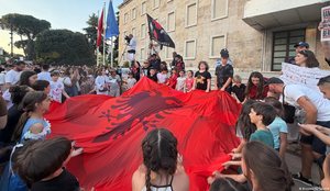 Revolucioni q&euml; duam!