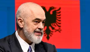 Rama merr pjes&euml; n&euml; Samitin e Koalicionit t&euml; Vullnetar&euml;ve