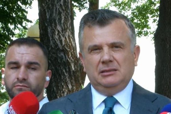 Balla: Manja dhe Kadeli u sulmuan fizikisht nga grupi kriminal i Gent Prognit!