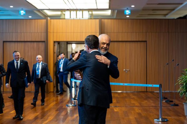 Samiti i NATO-s, kryeministri Rama takim me  Sekretarin e NATO, Mark Rutte