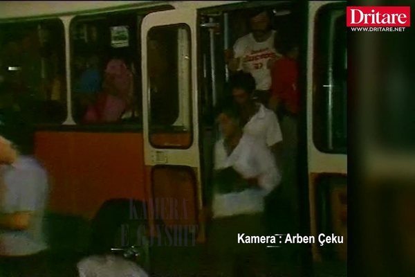 Korrik 1990, pamje t&euml; rralla t&euml; eksodit