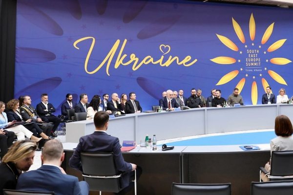 Rama uron kryeministrin e ri t&euml; Ukrain&euml;s: Shqip&euml;ria q&euml;ndron
