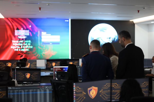 Smart City/ 20 shkolla n&euml; Tiran&euml; pajisen me kamera inteligjente
