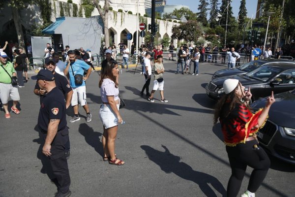 Protesta n&euml; foto