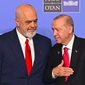 Rama publikon foto nga Samiti i NATO-s me lider&euml;t bot&euml;ror&euml;