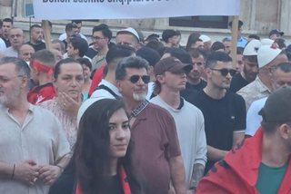 Bijtë që s'e kuptojnë hallin e nanës