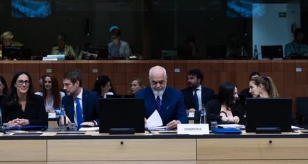 Integrimi, arsimi dhe shkenca: kapituj të mbyllur, por sfida të hapura