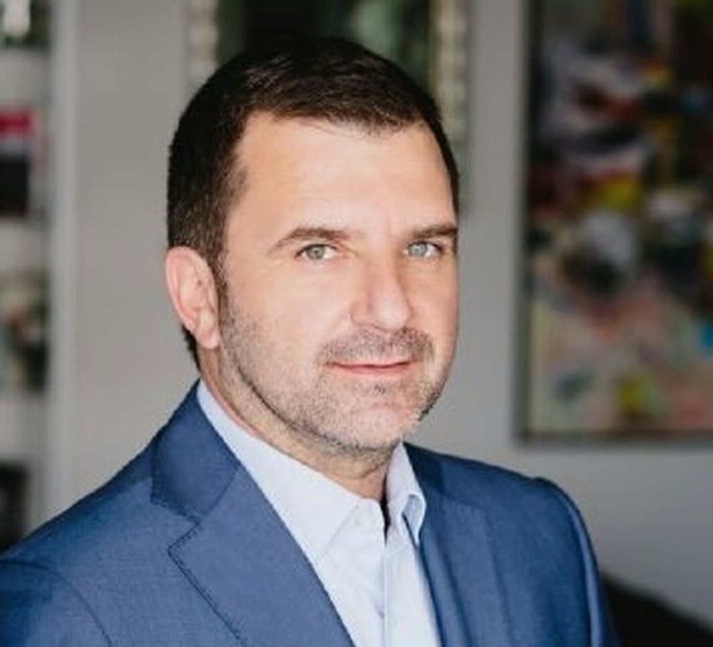 Grat&euml; e politik&euml;s, turpi i kauz&euml;s s&euml; tyre