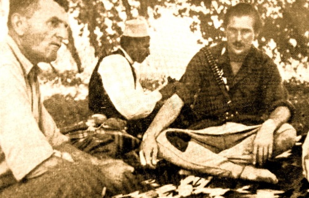 Abaz Kupi i shkruan Zogut: Pse nuk biem dakord me komunist&euml;t