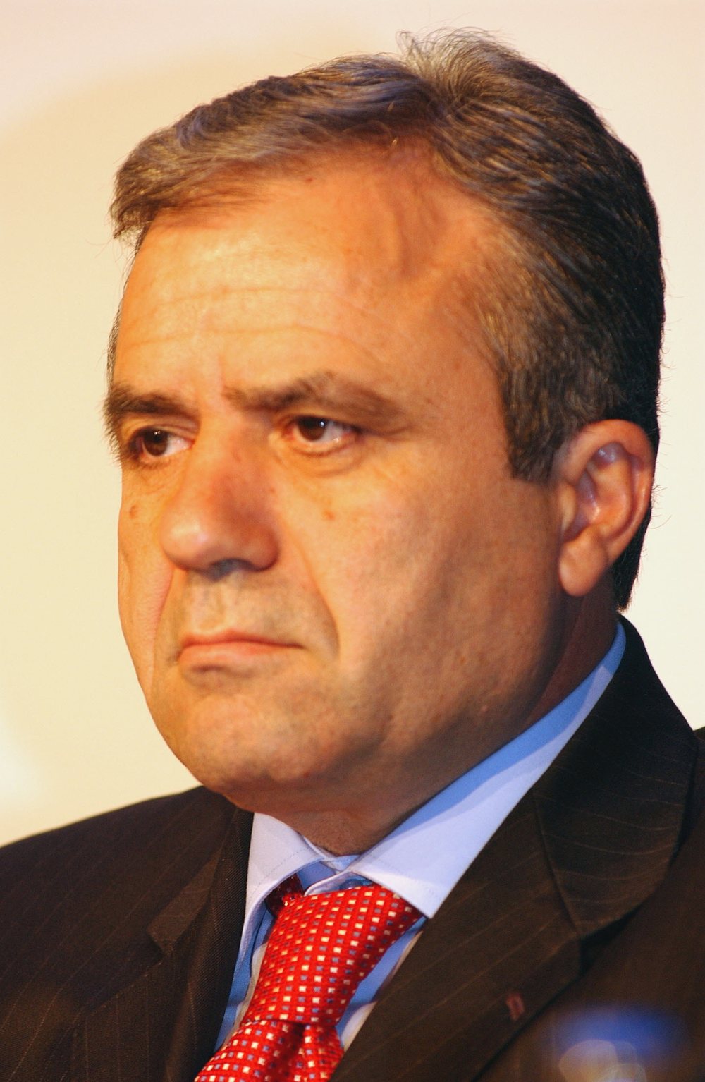 Si e shnd&euml;rroi Rama PS n&euml; sektin trekemb&euml;sh