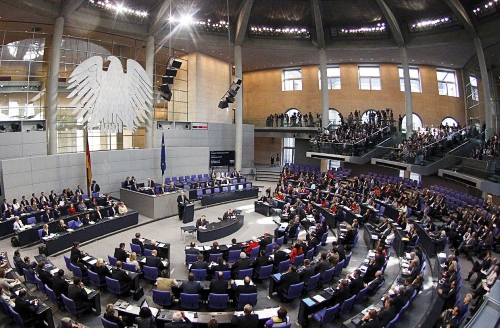 Negociatat p&euml;r Shqip&euml;rin&euml; dhe Maqedonin&euml;, sot debat n&euml;