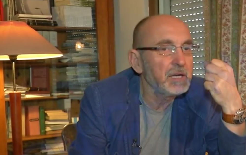 Tani masturboni me foton e Priftit!