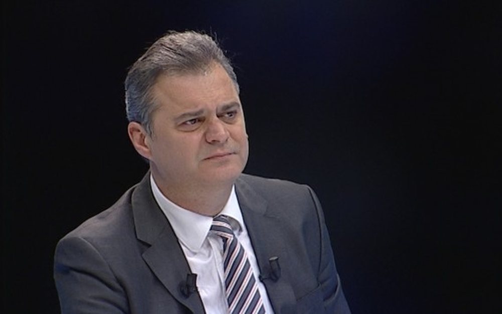 Edi Rama, ky mburravec provincial