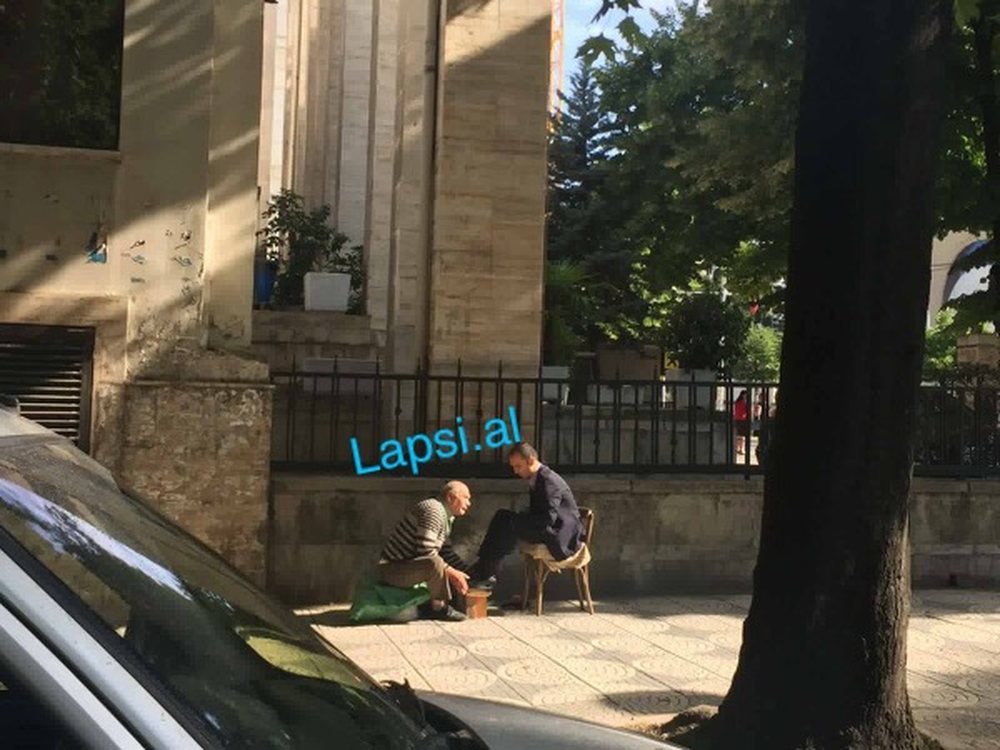 Muhamed Veliu nuk harron t&rsquo;i fus&euml; nj&euml; fur&ccedil;e