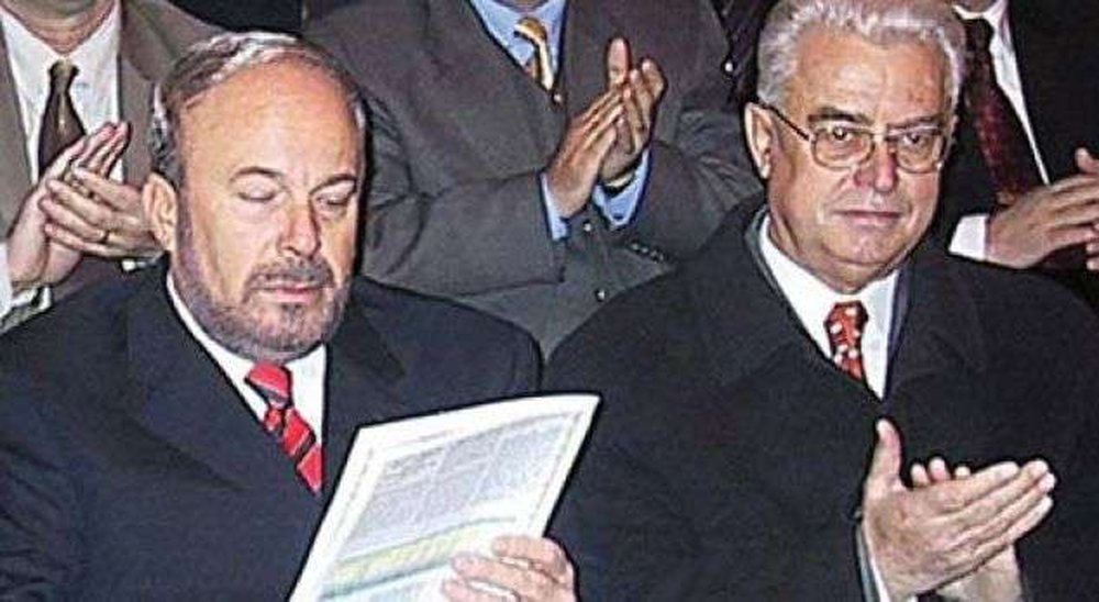 Ish-sekretarja e Fatos Nanos tregon fiksimin e Servet P&euml;llumbit me bustin e