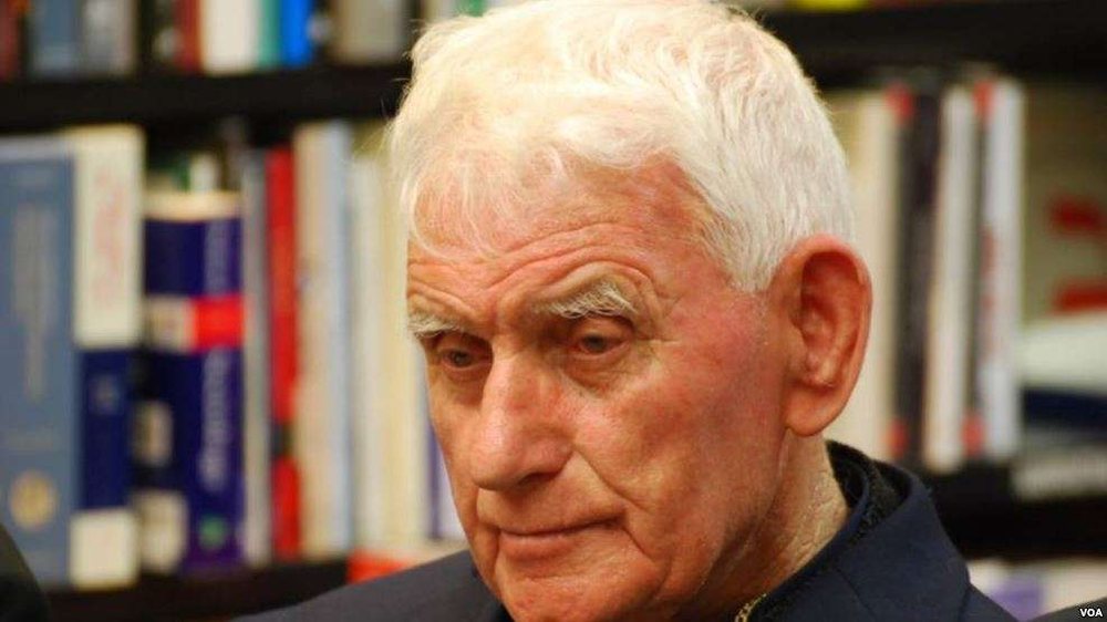 Intervista/ Kush e spiunoi Ernest Troshanin? Kardinali rr&euml;fen jet&euml;n e
