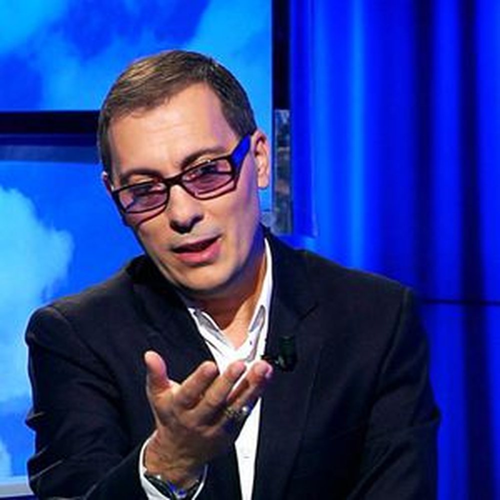 &Ccedil;far&euml; thot&euml; vet&euml; Adi Krasta p&euml;r kontrat&euml;n me Ora
