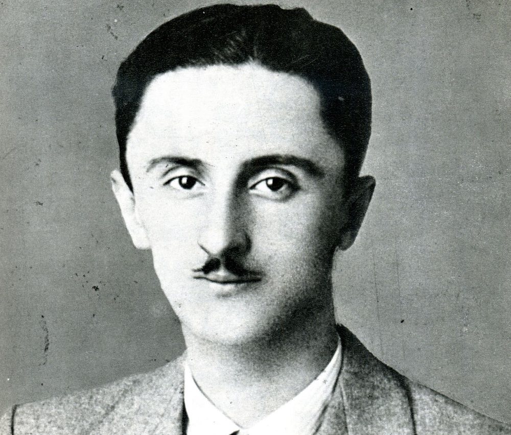 E rrall&euml;/ Urimi i Migjenit p&euml;r Vitin e Ri 1937