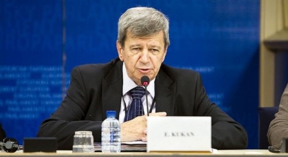 Eurodeputeti Kukan: I meritoni negociatat, por duhet t&euml; bindni