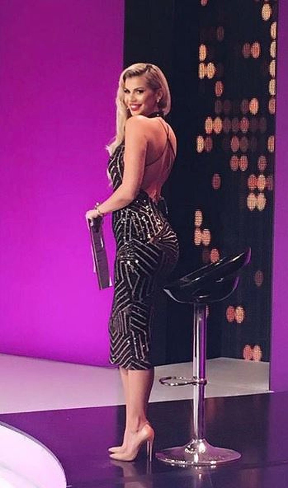 Luana Vjollca emocionohet nga letra e "Lalit" dhe mbesa e saj: