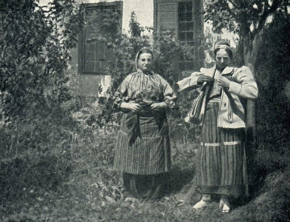 Fotot q&euml; fshehu historia/ Si jetonin shqiptar&euml;t n&euml;n pushtimin