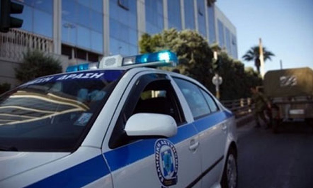 Po &ccedil;onte f&euml;mij&euml;n n&euml; shkoll&euml;, aksidentohet p&euml;r