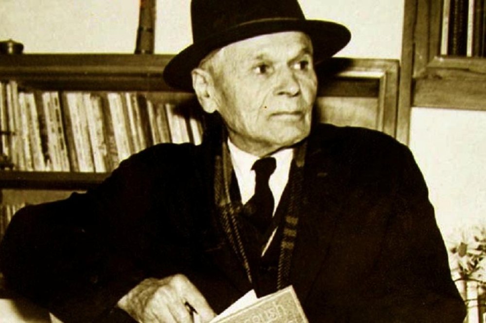 Video e rrall&euml;, Lasgush Poradeci p&euml;rlotet duke folur p&euml;r