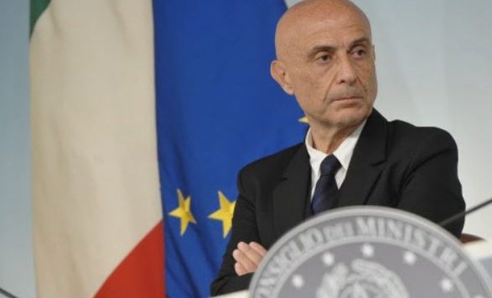 Ministri i Brendsh&euml;m italian t&euml; enjten n&euml; Tiran&euml;, takon