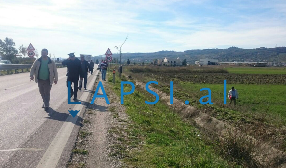U dyshua se u ekzekutua me arm&euml; zjarri buz&euml; rrug&euml;s, identifikohet