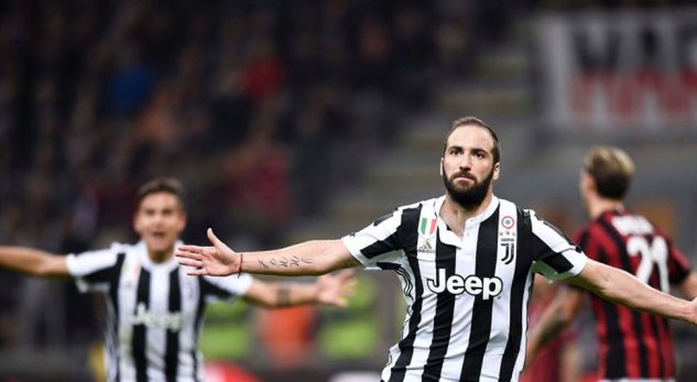 VIDEO/ &ldquo;Super Higuain&rdquo; i jep fitoren Juventusit ndaj Milanit