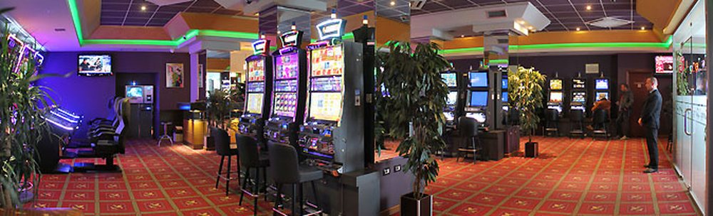 Bilanci p&euml;r 2017, shqiptar&euml;t hodh&euml;n m&euml; shum&euml; para