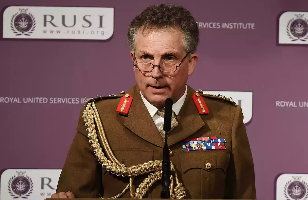 Gjenerali britanik: Ushtria ruse do sulmoj&euml; shpejt dhe Per&euml;ndimi do