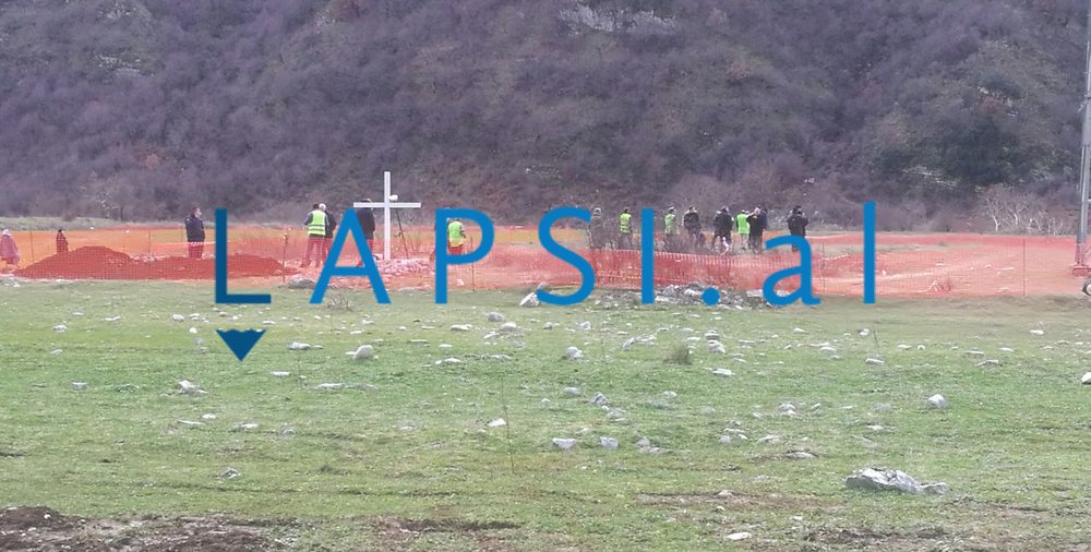 G&euml;rmimet p&euml;r eshtrat e ushtar&euml;ve grek&euml;, protesta n&euml;