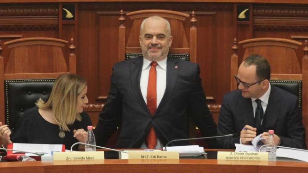 Koment/ Pse PD fliste p&euml;r Trump dhe Rama i p&euml;rmendte prangat?