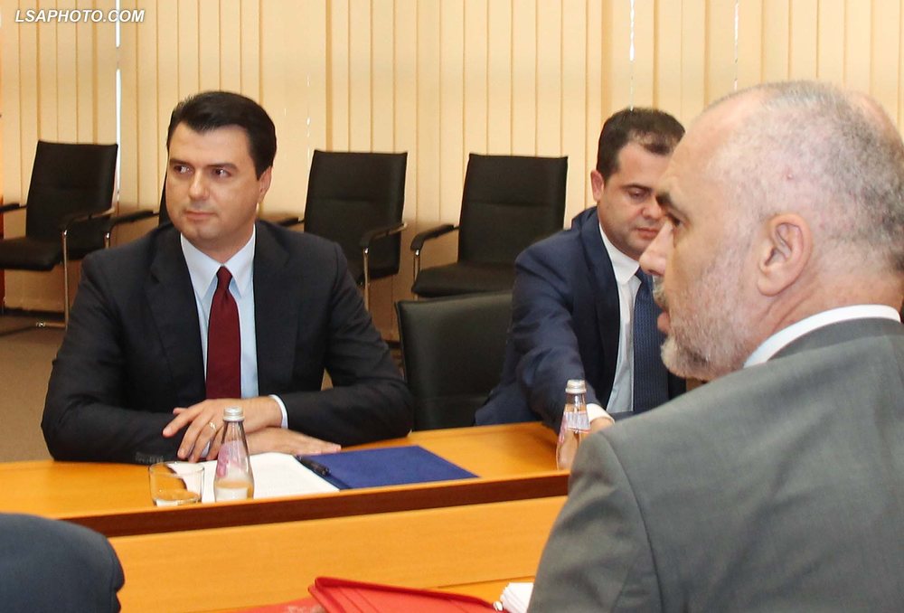 P&euml;rjashtimi i t&euml; varf&euml;rve nga ndihma ekonomike, PD k&euml;rkon