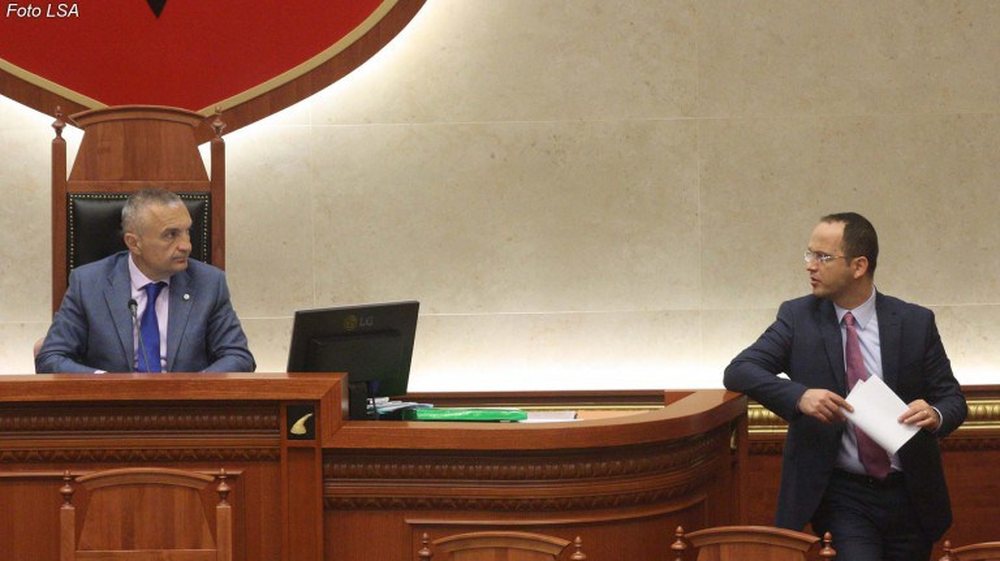 Negociatat me Greqin&euml;/ Ministria e Jashtme i d&euml;rgon p&euml;rgjigjen e