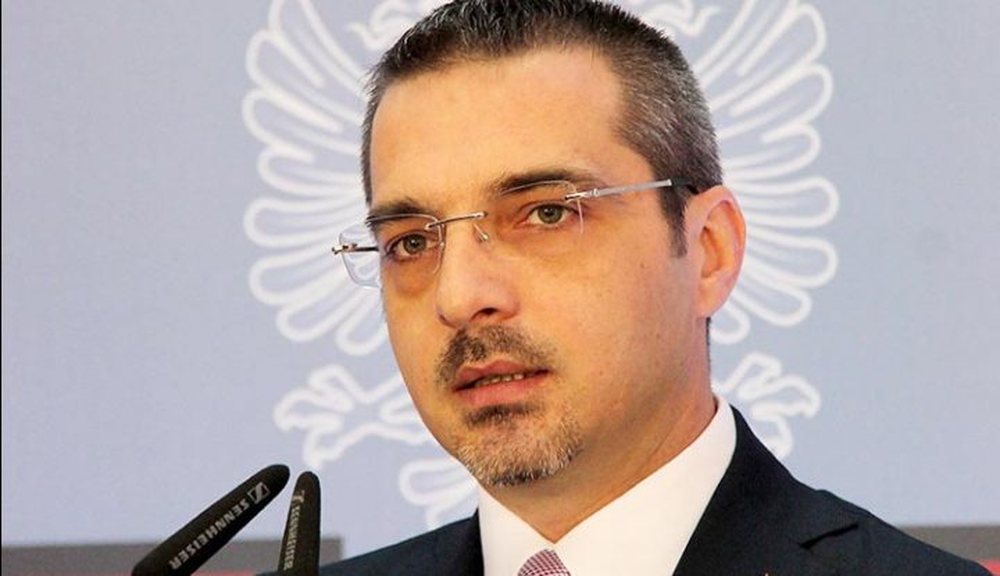 Lajm i Fundit/ Tahiri njofton konferenc&euml; shtypi n&euml; or&euml;n 10:00,