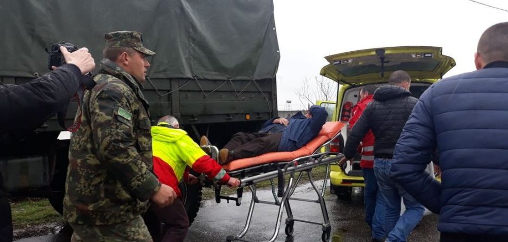 Transportohet me urgjenc&euml; n&euml; spital nj&euml; burr&euml;