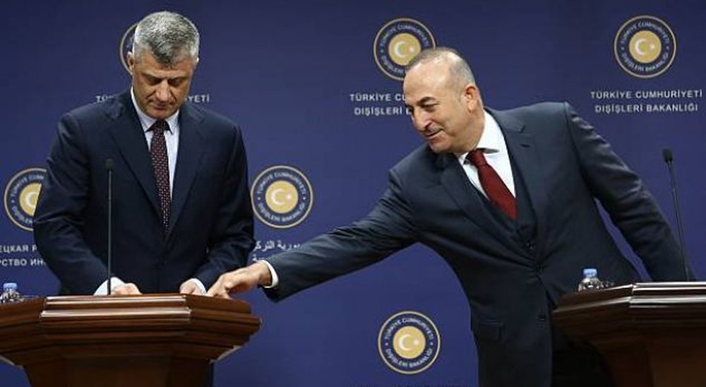 Ministri i Jasht&euml;m turk reagon ashp&euml;r ndaj Kosov&euml;s: Jeni n&euml;