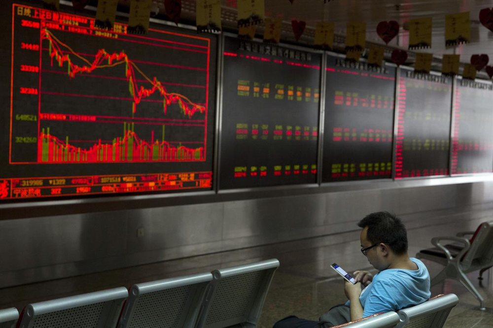 Kriza italiane trondit bursat europiane dhe Wall Street
