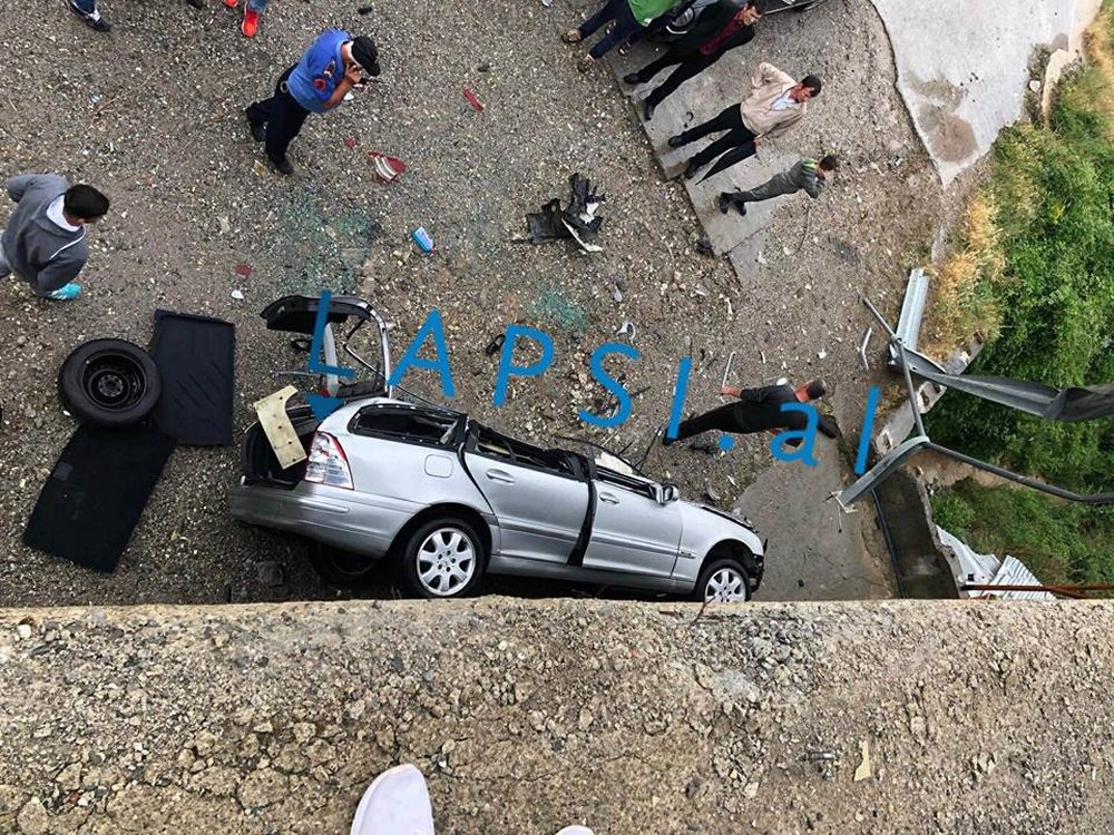 Vdes tragjikisht gruaja, zbardhen detaje nga aksidenti i r&euml;nd&euml; n&euml;